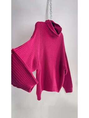 Free People Fuchsia Heavy Knit Sweater (Small)